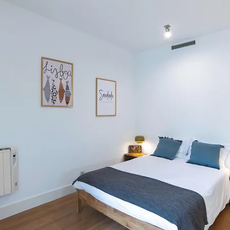 شقة Santa Catarina - No Centro Da Com Garagem, Perto Do Timeout Market *