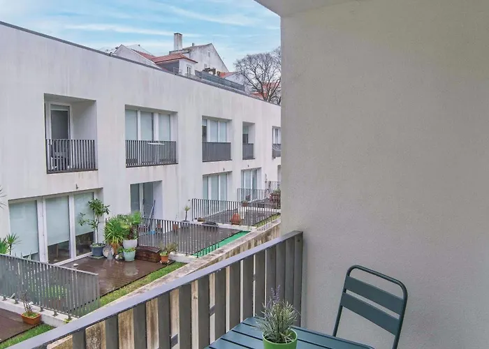 Santa Catarina - No Centro Da Com Garagem, Perto Do Timeout Market - Renovado Лиссабон