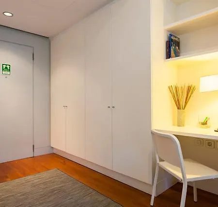 Apartamento Santa Catarina - No Centro Da Com Garagem, Perto Do Timeout Market